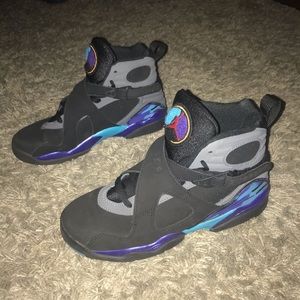 AIR JORDAN 8 RETRO 💙 GREAT CONDITION